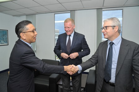 ISA Secretariat Japan Presents Credentials